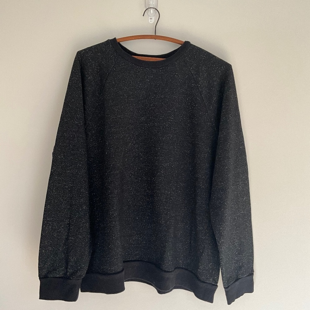 6397 Black Slouchy, Shimmering Sweatshirt (L)